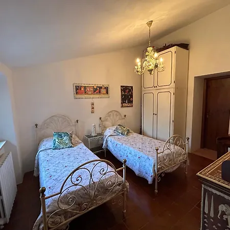 Дом отдыха Casale Santa Maria Del Monte *